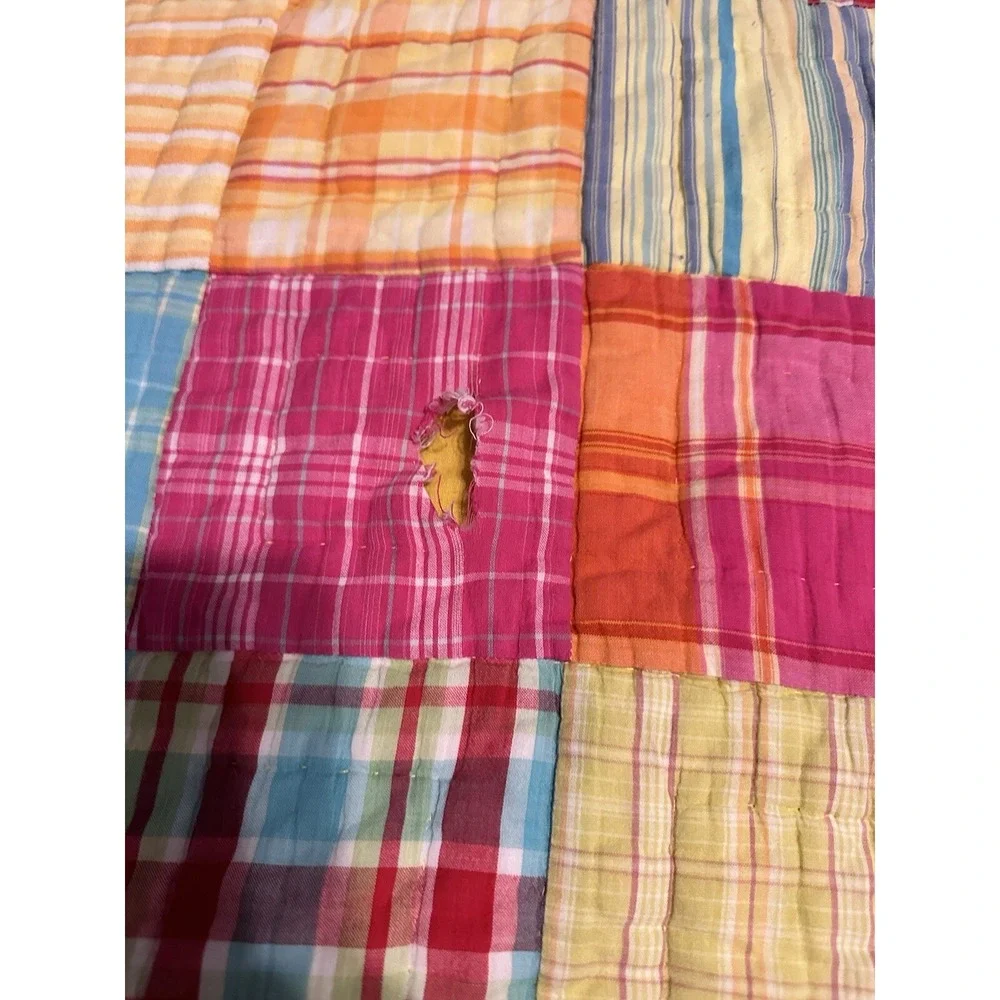 The Company Store Patchwork Quilt Pillow Shams Throw Pillow Set Needs Repair‎